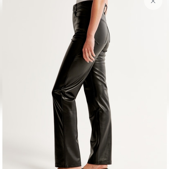 Abercrombie and Fitch The 90s Curve Love Ultra High Rise Vegan Leather Pant Blk - Picture 7 of 17